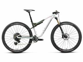 Orbea VTT OIZ M-Team AXS Iris White / Seaweed Carbon View (Gloss) 2027