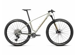 Orbea VTT Alma M-PRO Golden White / Titan Gold (Matt) 2027